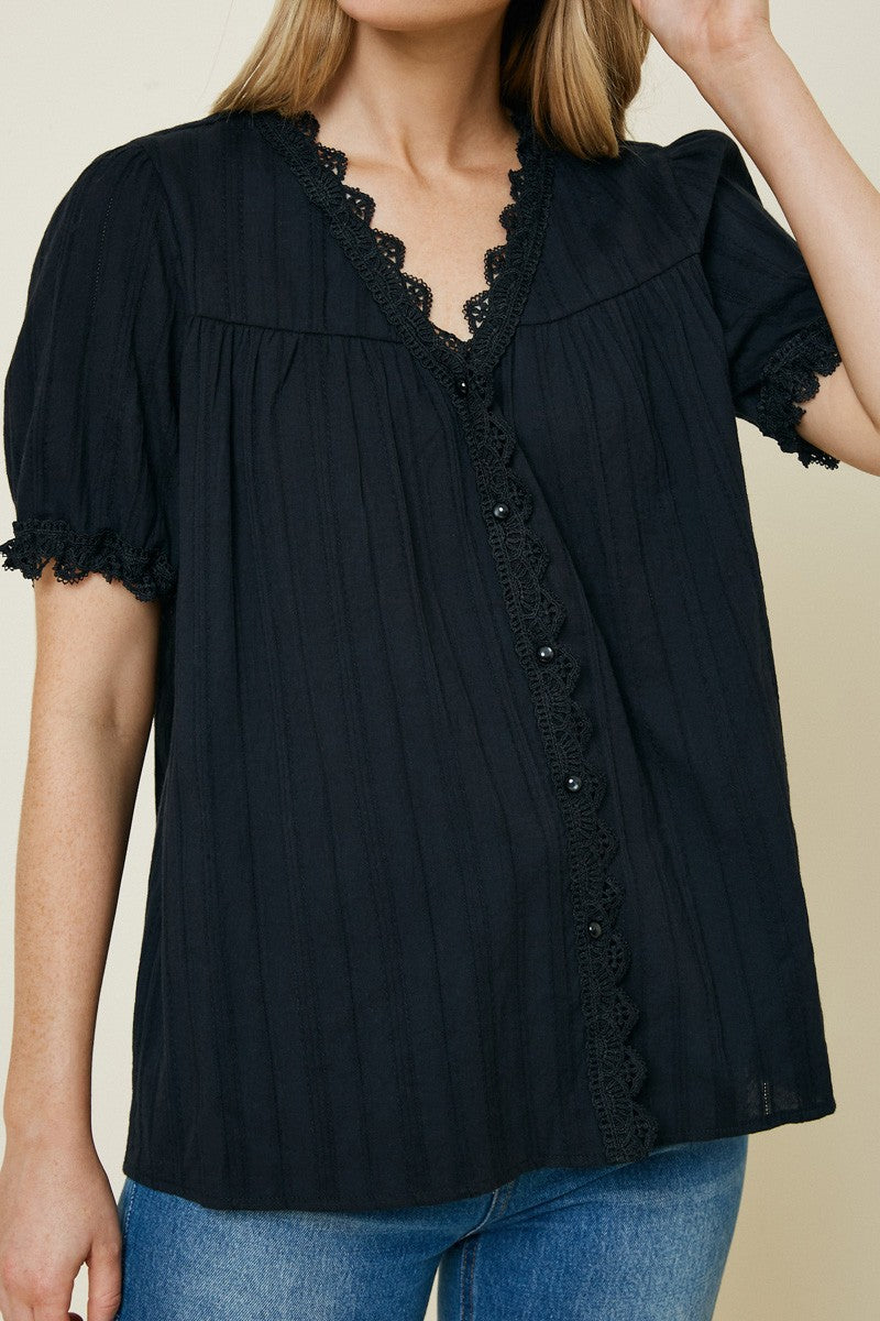 Lace Trim Top in Plus Size