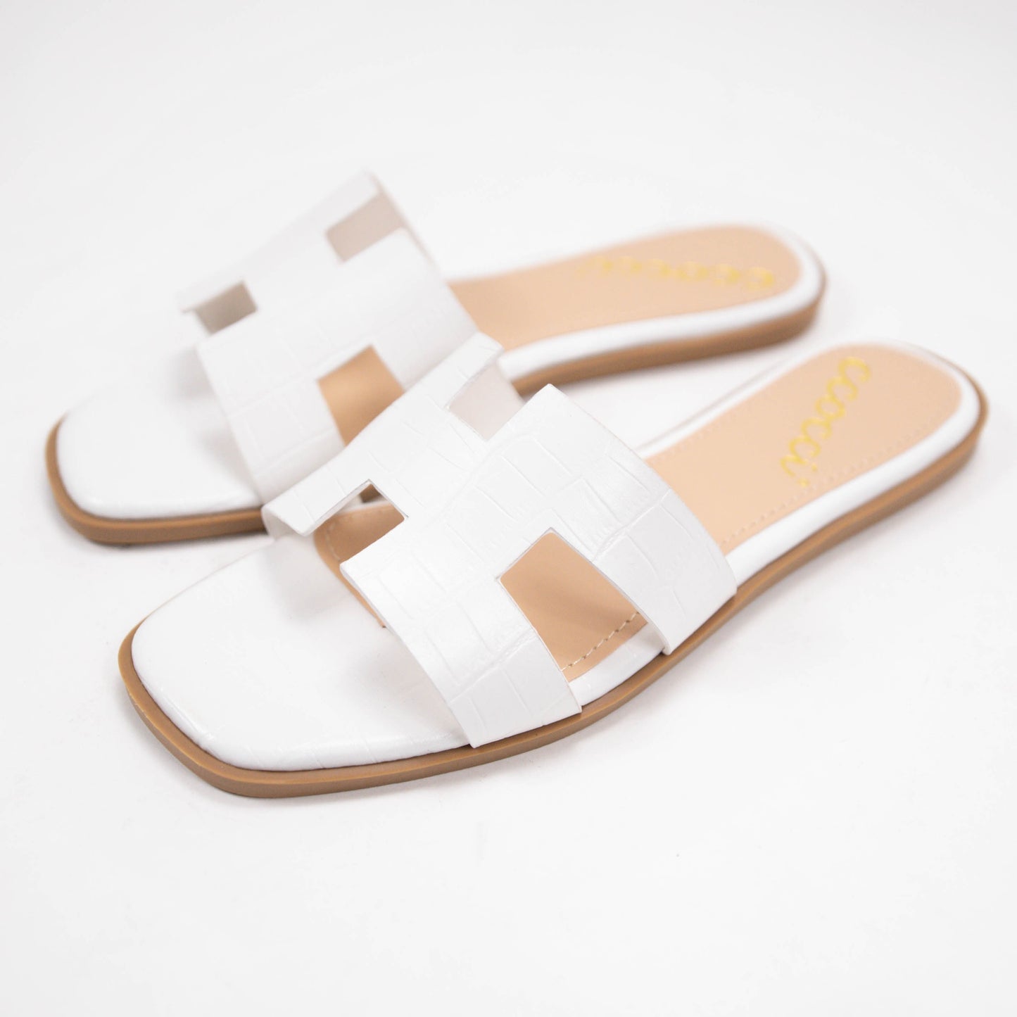 Inez Sandal x White