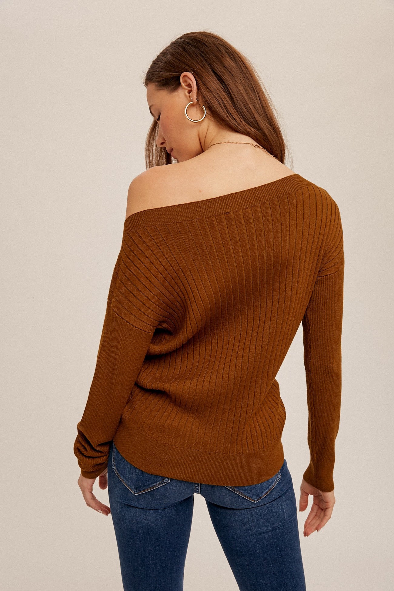 Katarina Off-Shoulder Top x Chai