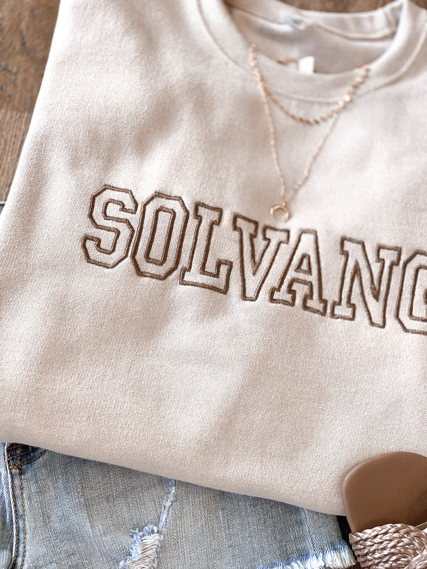 Solvang Embroidered Minimalist Crewneck